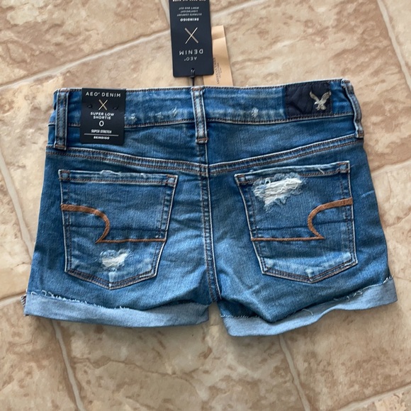 Women’s American Eagle Jean Short - Picture 2 of 5